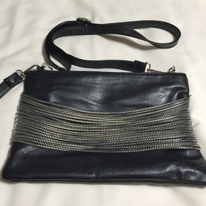 GUESS black faux leather, measures 11" x 8" - zipper closure
